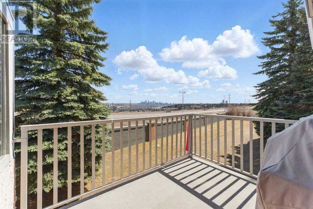 Property Photo: 5810 Patina Drive Southwest AB T3H 2Y6