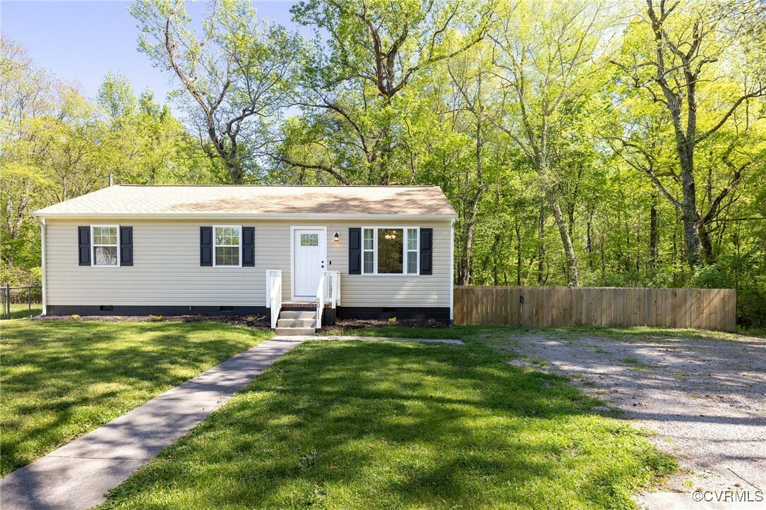 Property Photo: 20711 Willowdale VA 23803