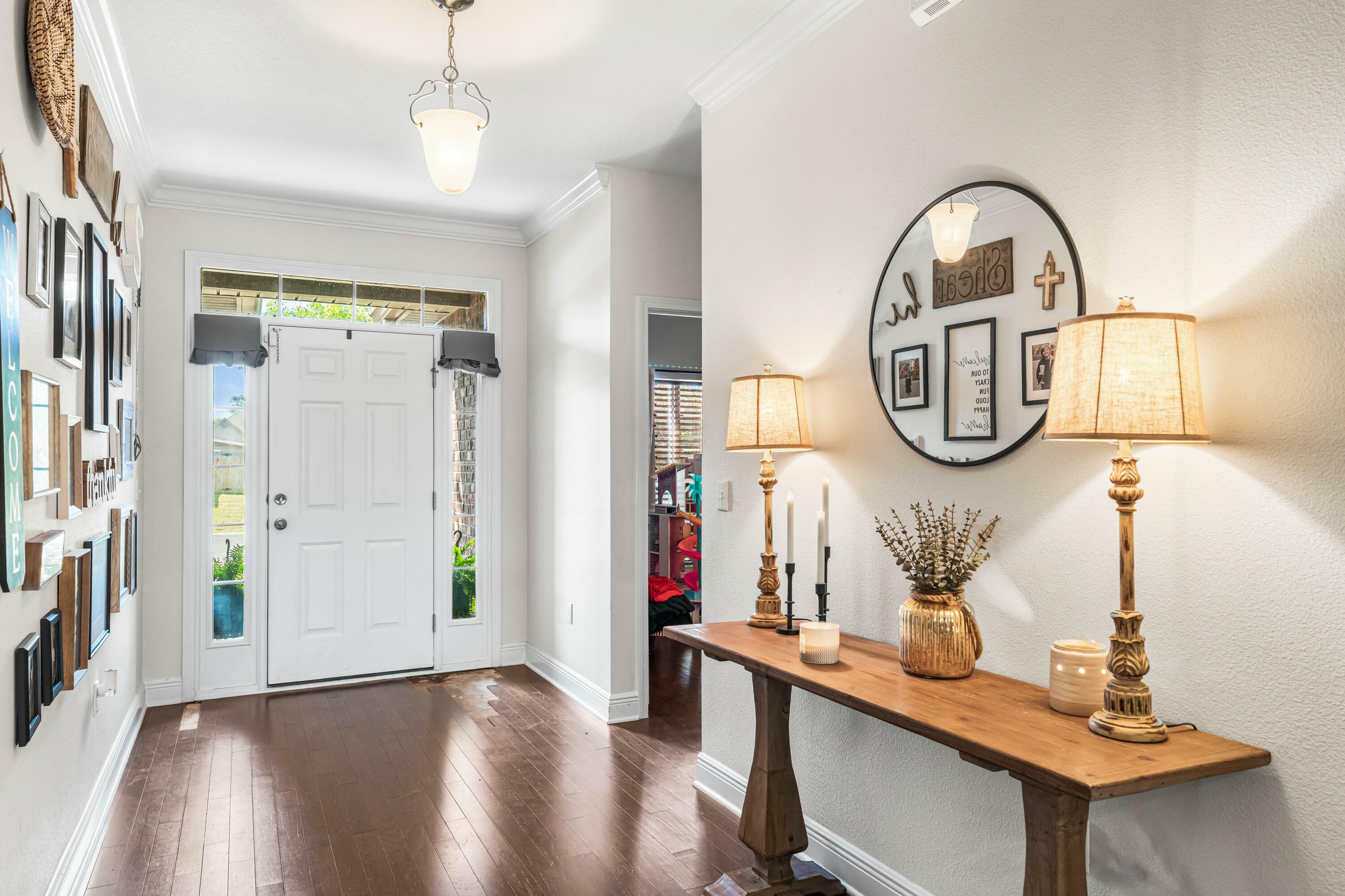 Property Photo: 22 Macy Lane FL 32459