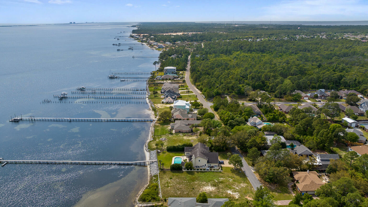 Property Photo: 1733 Davids Drive FL 32566