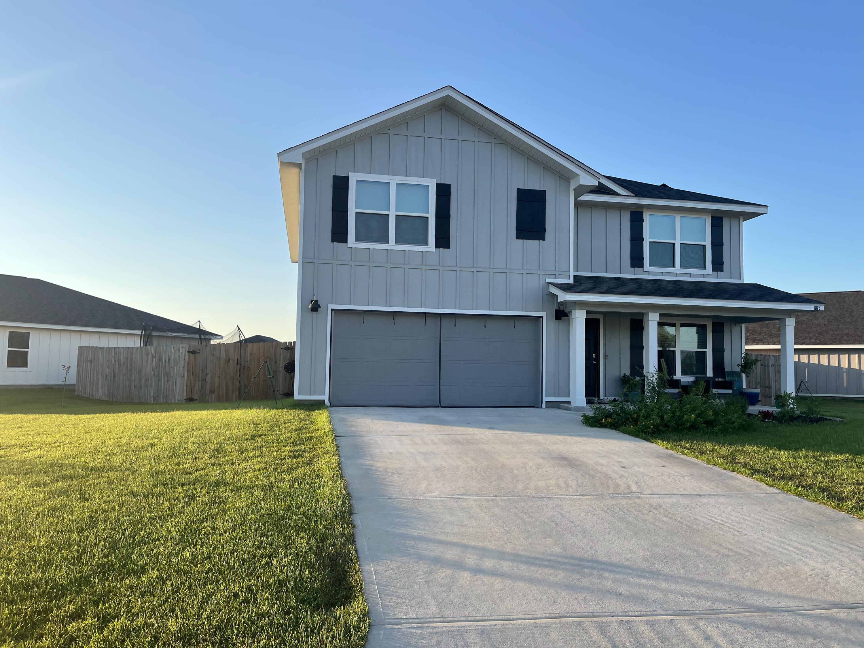 Property Photo: 805 Otto Loop Loop FL 32539