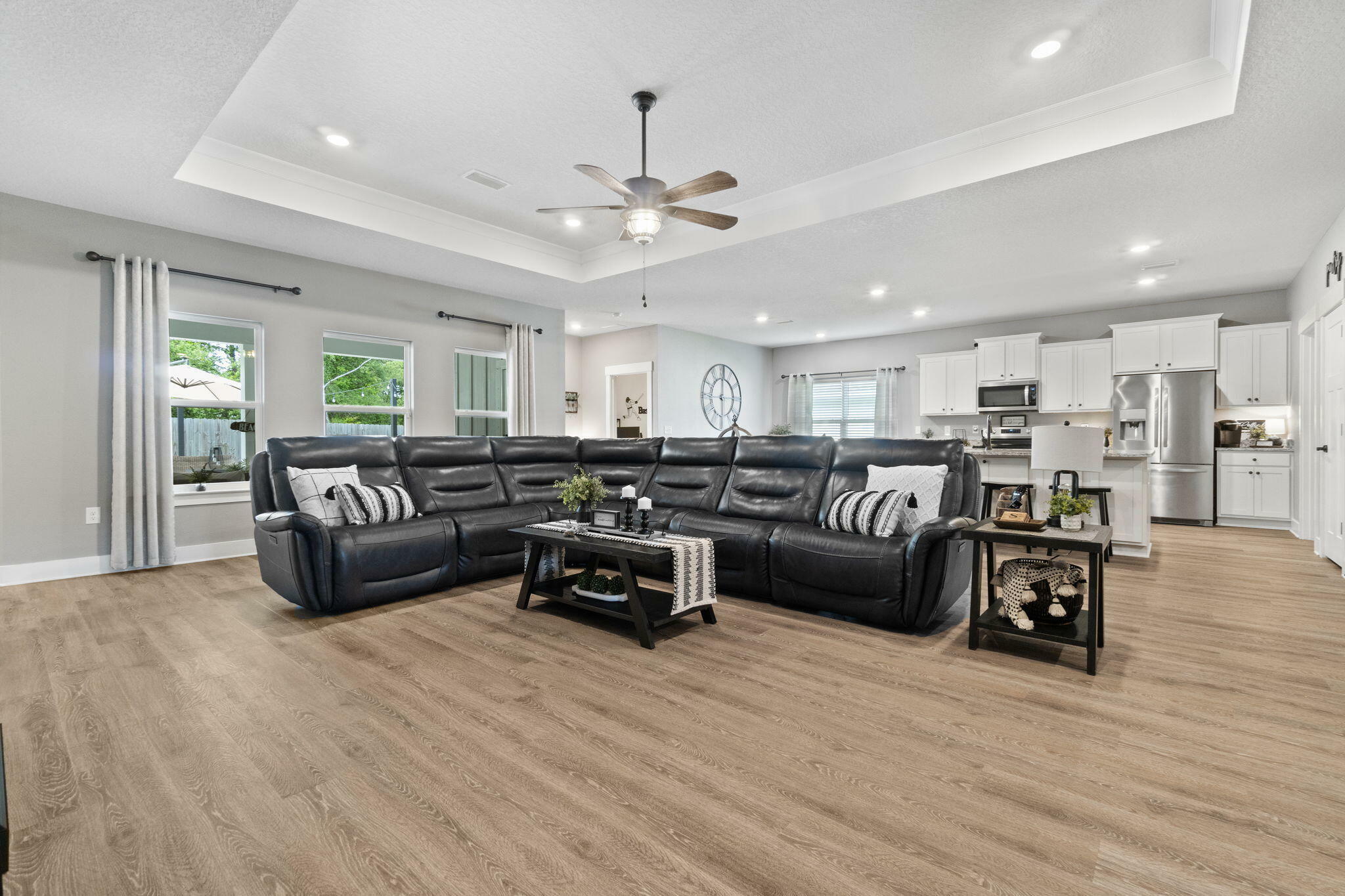 Property Photo: 4466 Water Leaf Cove FL 32563