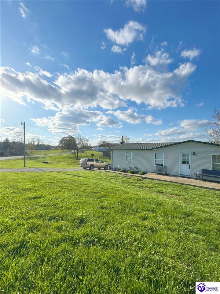 Property Photo:  240 Meadow Wood Drive  KY 40108 