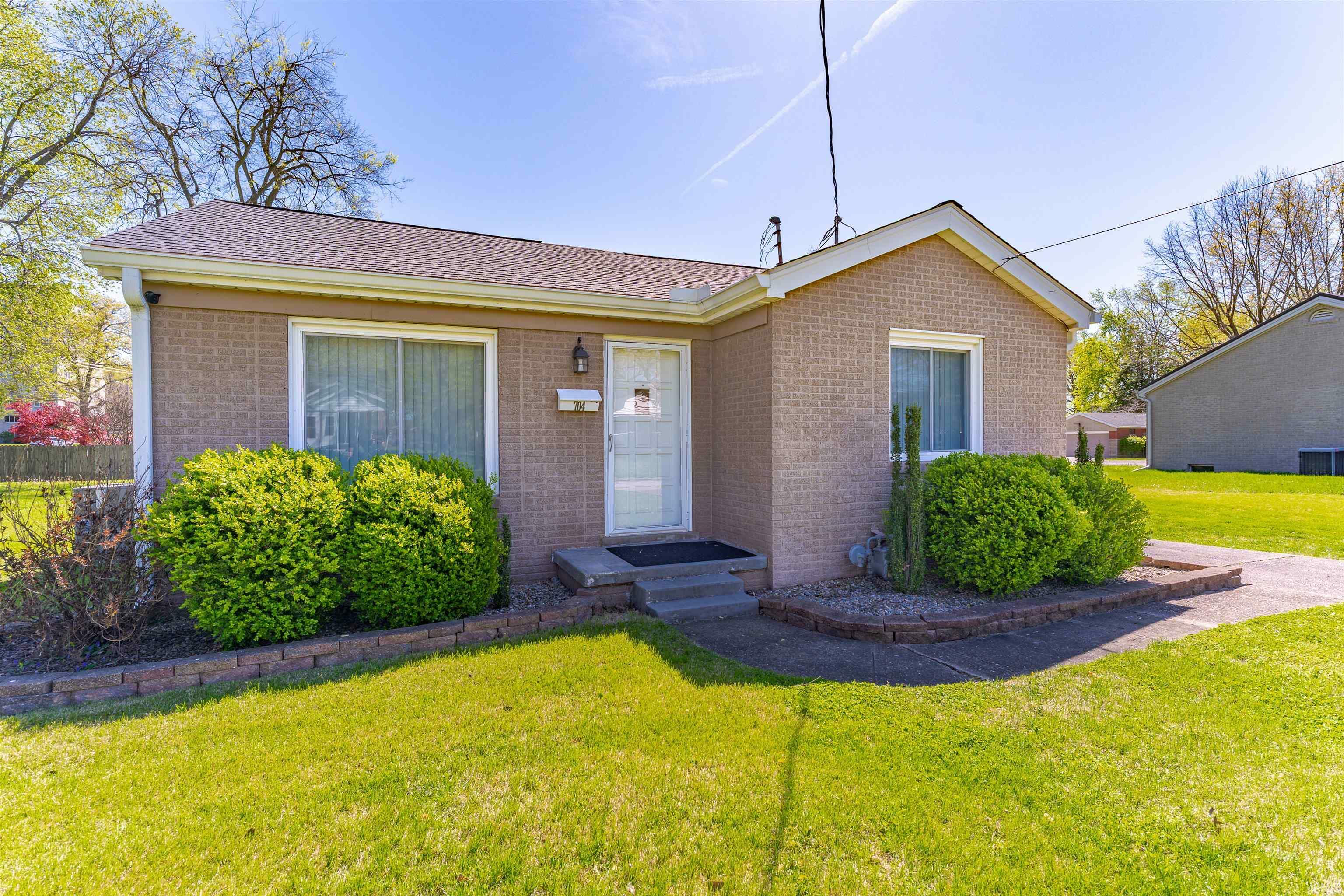 704 S Hoosier Avenue  Evansville IN 47715 photo