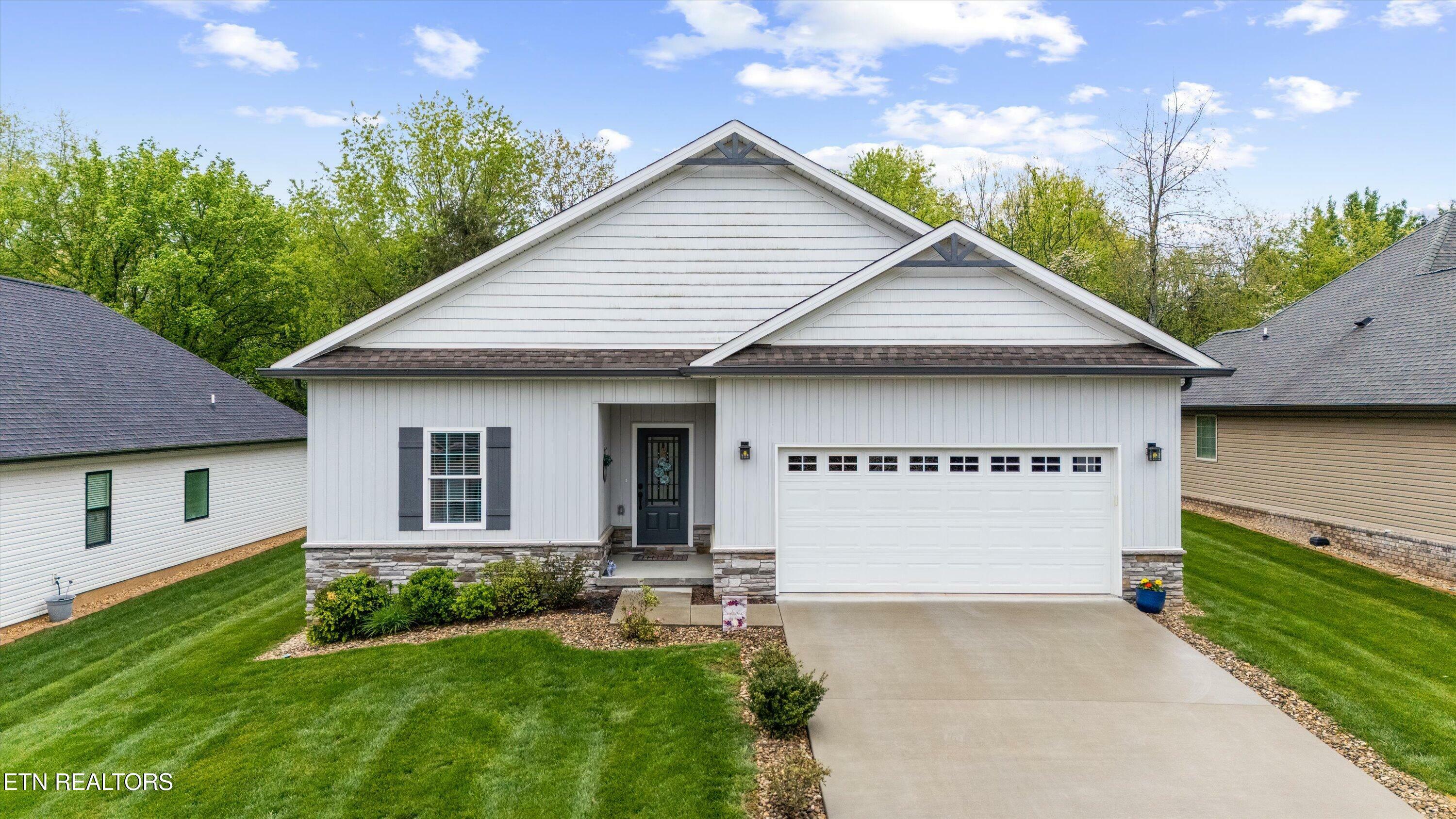 Property Photo: 208 Ogana Lane TN 37774