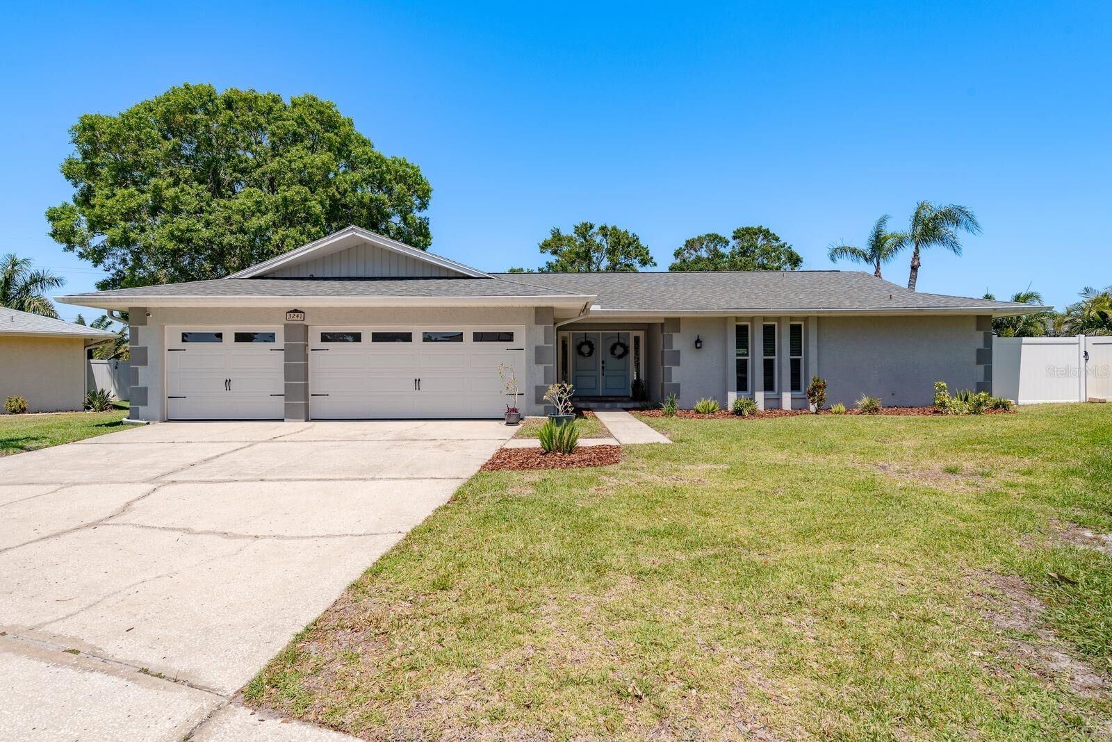 Property Photo:  3241 Brushwood Court  FL 33761 