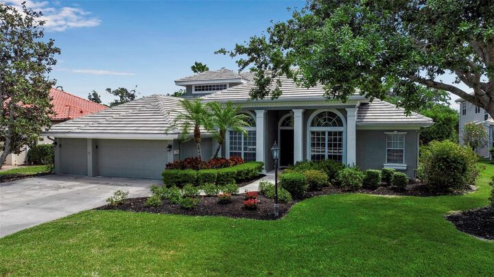 Property Photo:  3738 Eagle Hammock Drive  FL 34240 