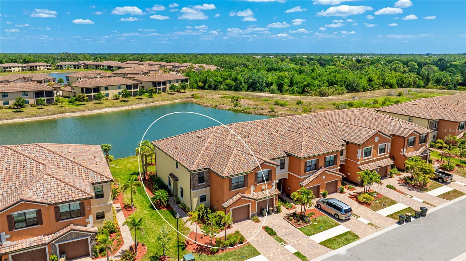 Property Photo: 20398 Lagente Cir FL 34293
