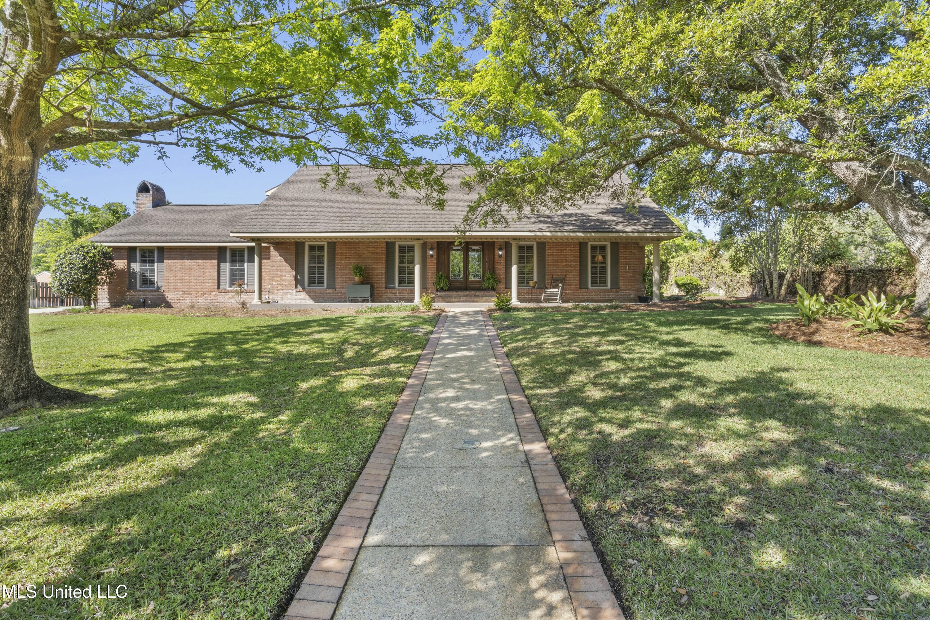 Property Photo: 2629 Park View Drive MS 39531