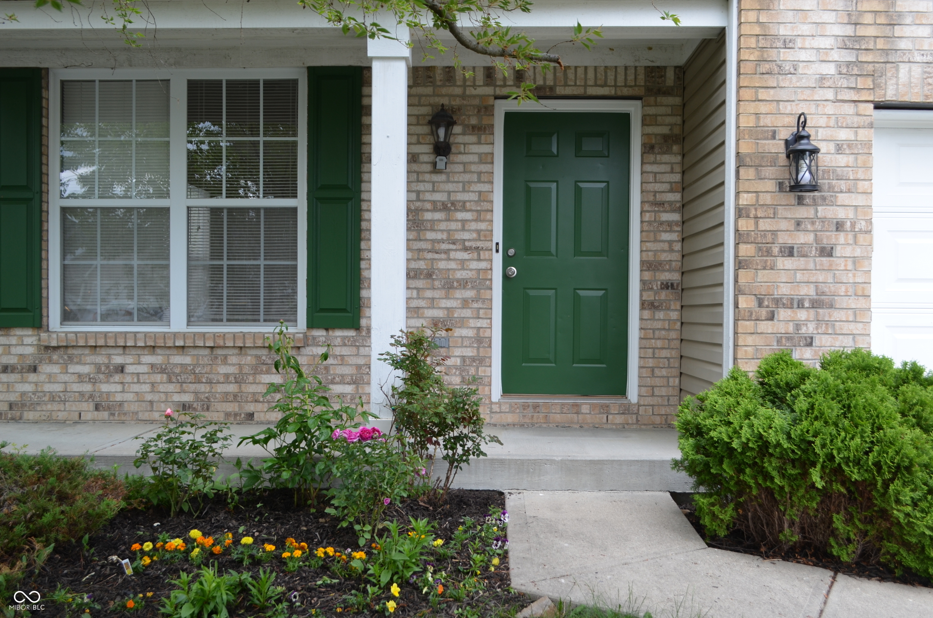 Property Photo: 12326 River Valley Drive IN 46037