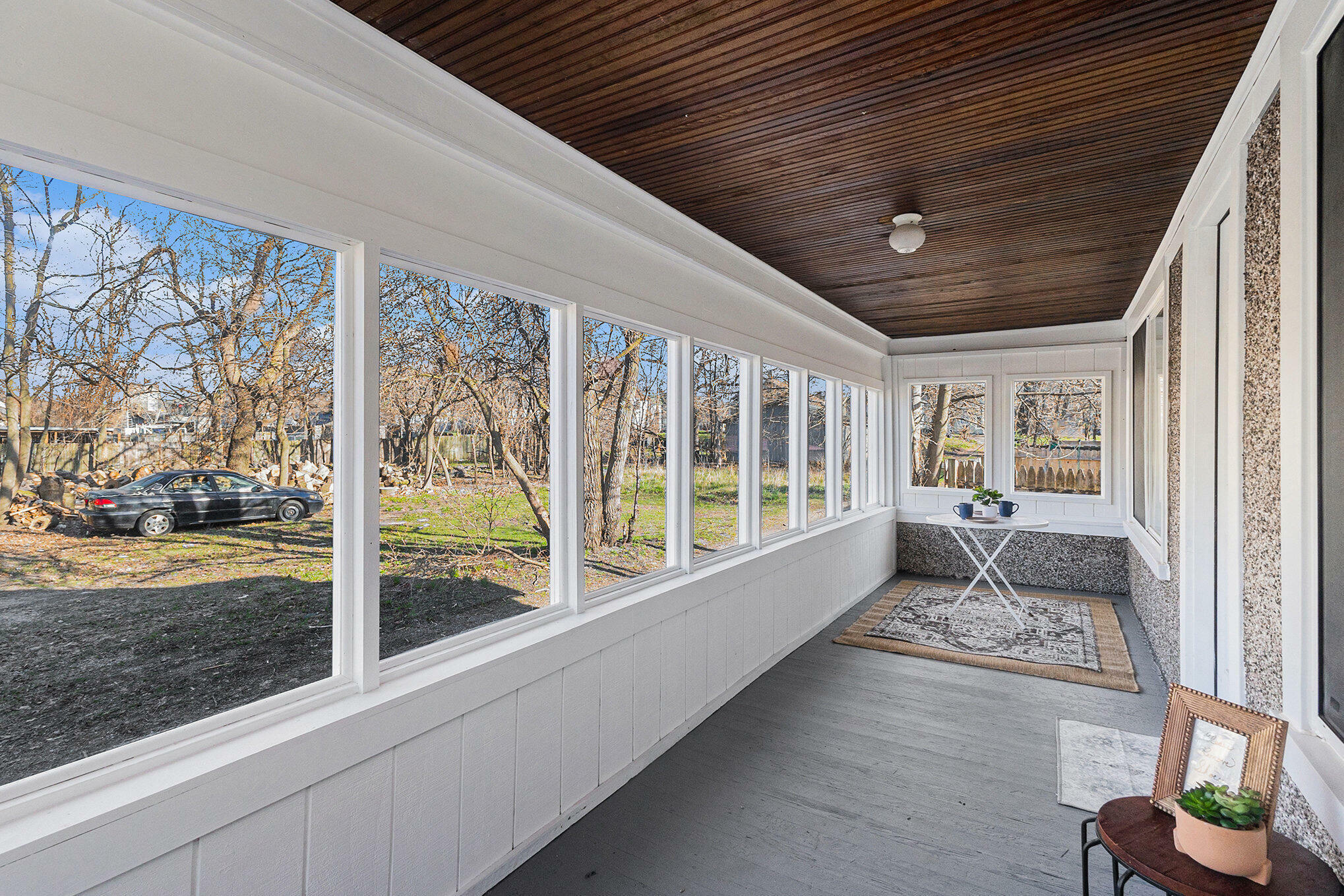 Property Photo: 247 Washington Avenue MI 49441