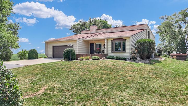 Property Photo: 445 County Road 900 Road IL 61851