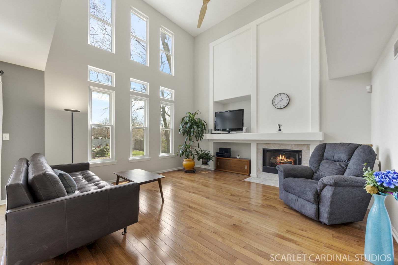 Property Photo: 1004 Mandalay Court IL 60563
