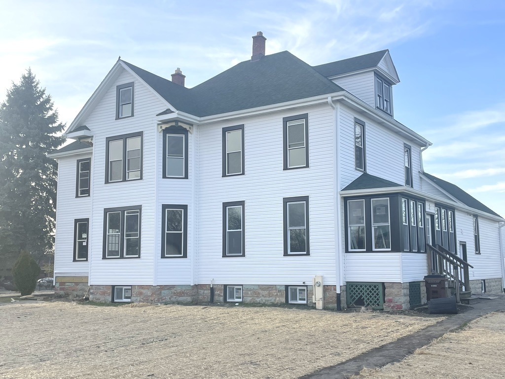 Property Photo: 18445 Kedzie Avenue IL 60430