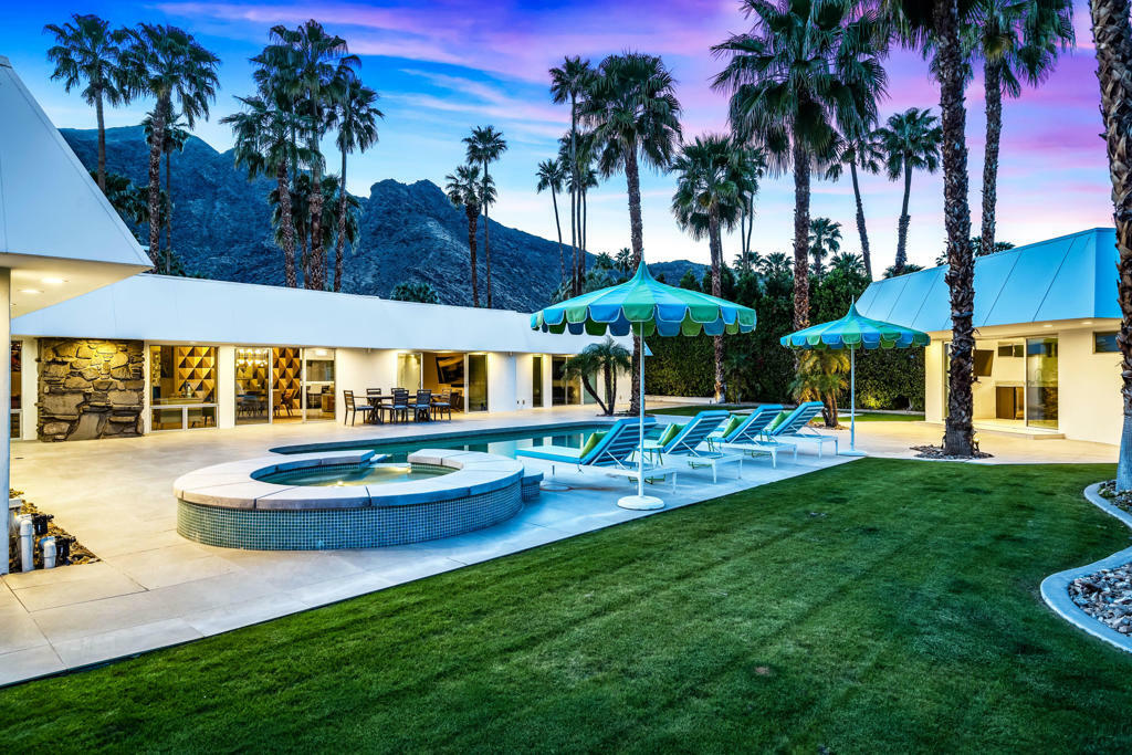 670 N Rose Avenue  Palm Springs CA 92262 photo