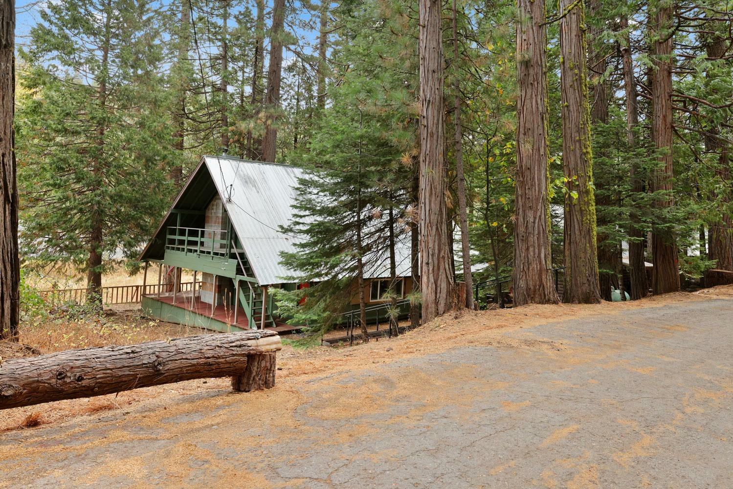 Property Photo:  26443 Sno Bowl Road  CA 95335 