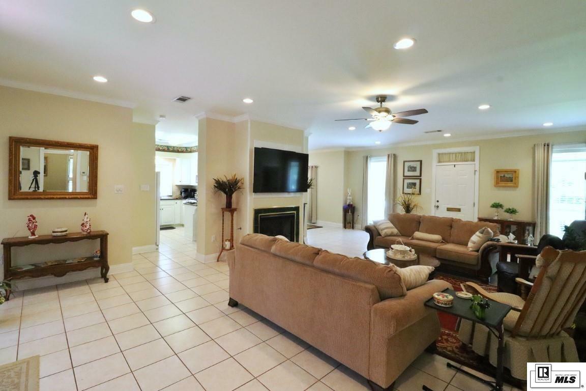 Property Photo:  113 Mulhern Street  LA 71269 