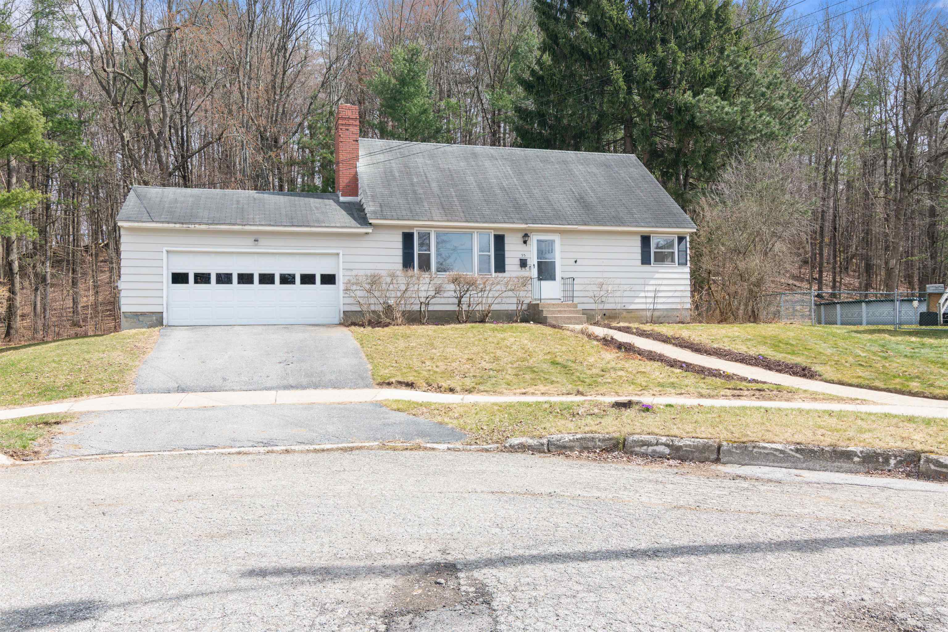 Property Photo: 23 Moore Court VT 05408