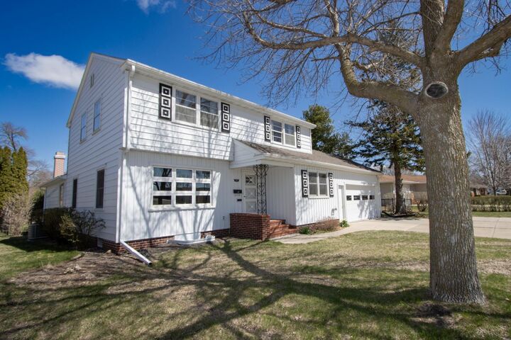 Property Photo: 610 Victoria Street MN 56031