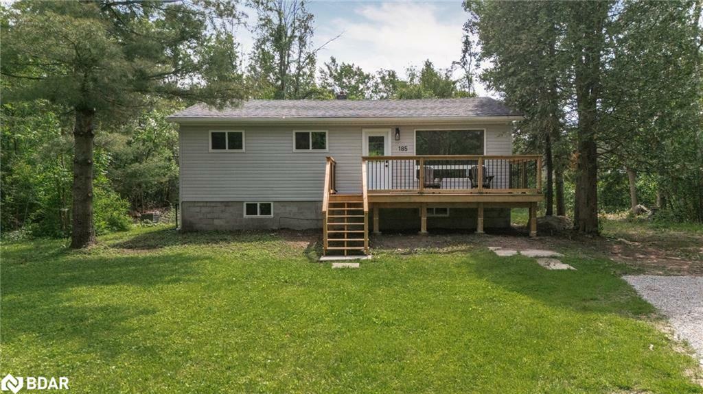 Property Photo: 185 Silver Birch Cres Crescent ON L0K 1R0