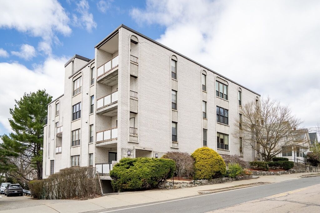 Property Photo: 405 Langley Rd 6 MA 02459