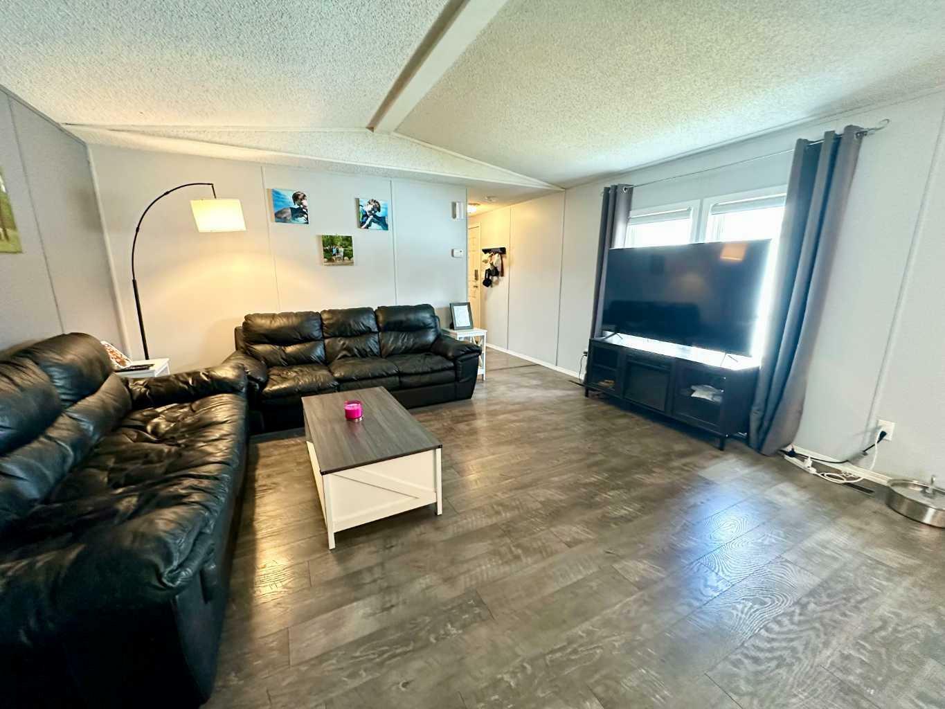 Property Photo: 222 Skogg Avenue AB T7V 1A6
