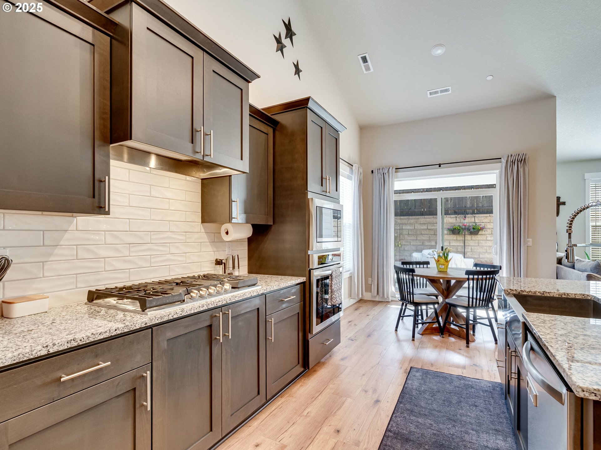 Property Photo: 9166 N Hargrave St WA 98607