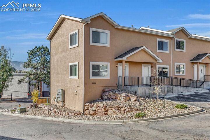 2220 E La Salle Street 104  Colorado Springs CO 80909 photo