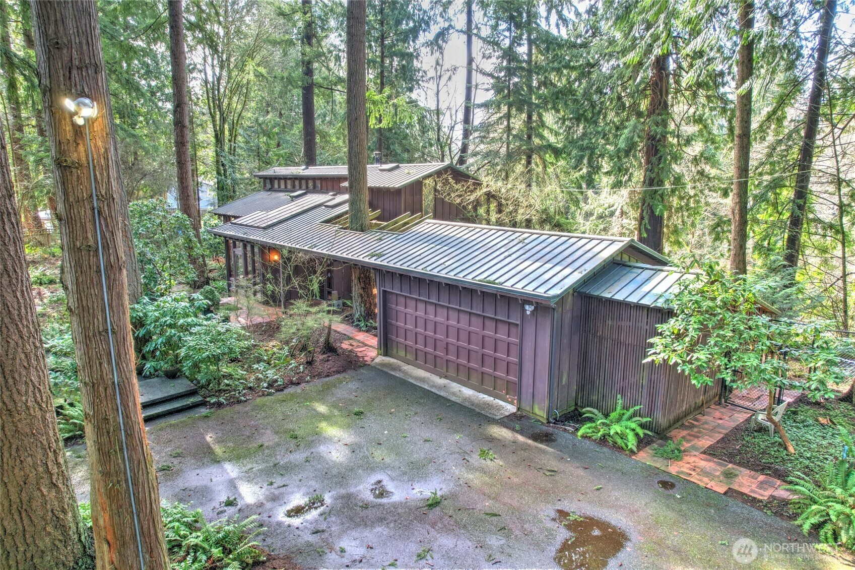 Property Photo: 13614 56th Avenue NE WA 98271