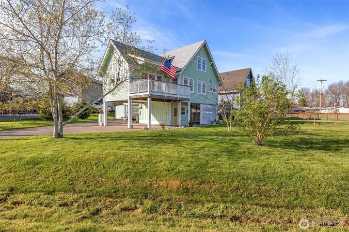 1952  Washington Street  Ferndale WA 98248 photo