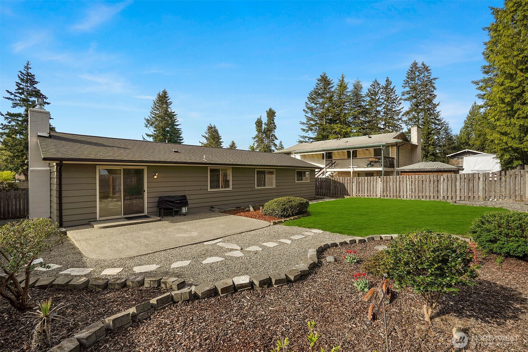 Property Photo: 13212 SE 159th Place WA 98058