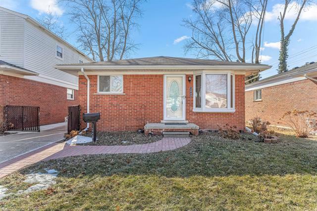15945 Horger Avenue  Allen Park MI 48101 photo