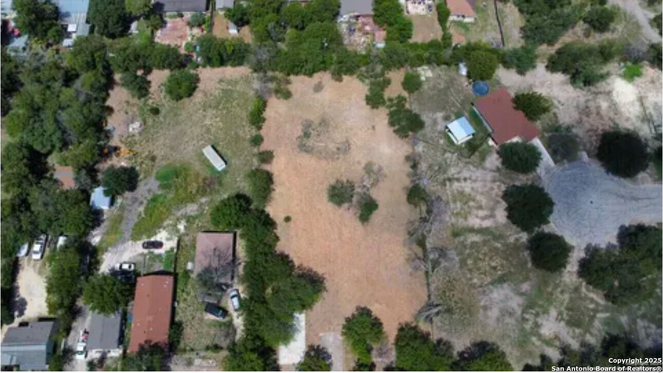 Property Photo: 249 34th TX 78237