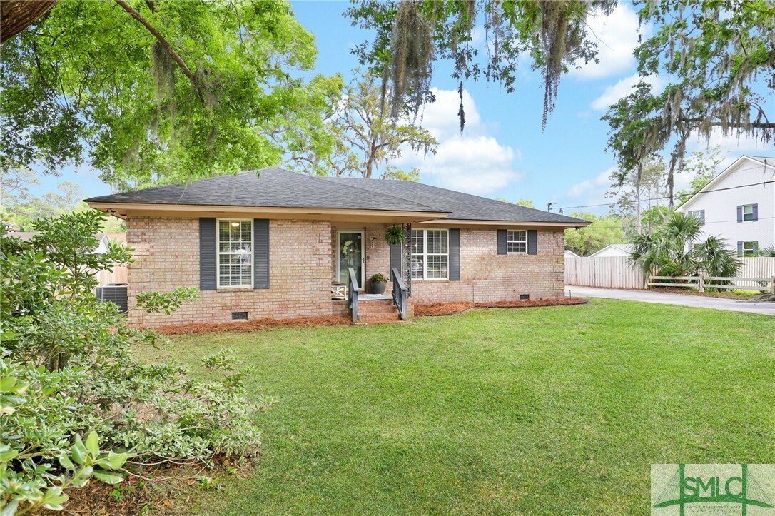 Property Photo:  1615 Wilmington Island Road  GA 31410 
