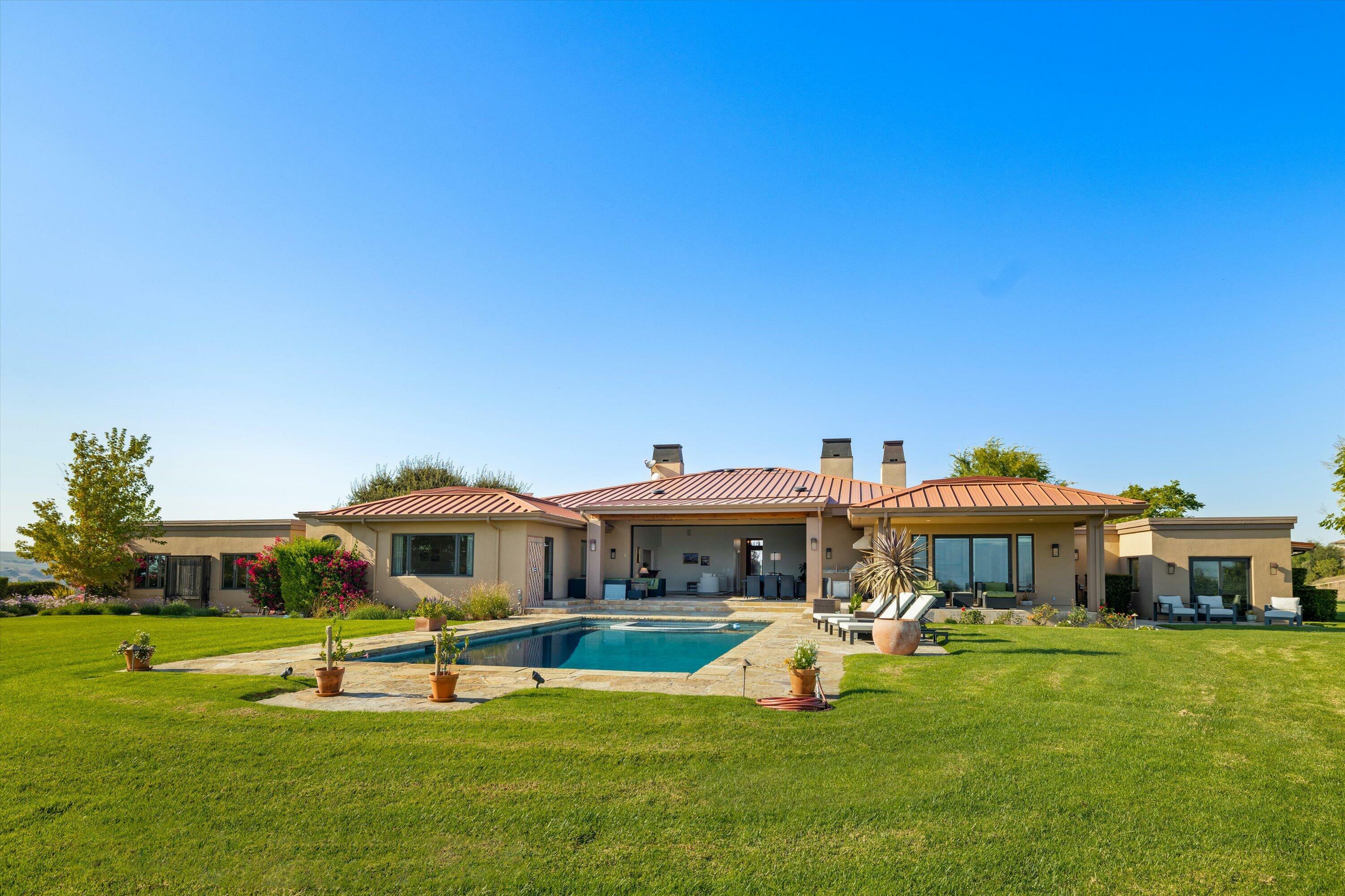 Property Photo: 2995 Calle Bonita CA 93460