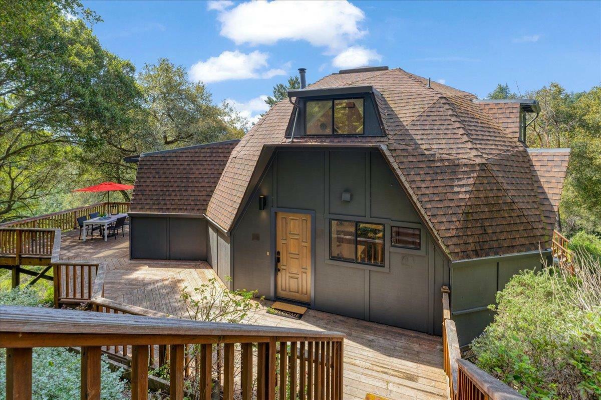 Property Photo: 250 Homestead Trail CA 95060