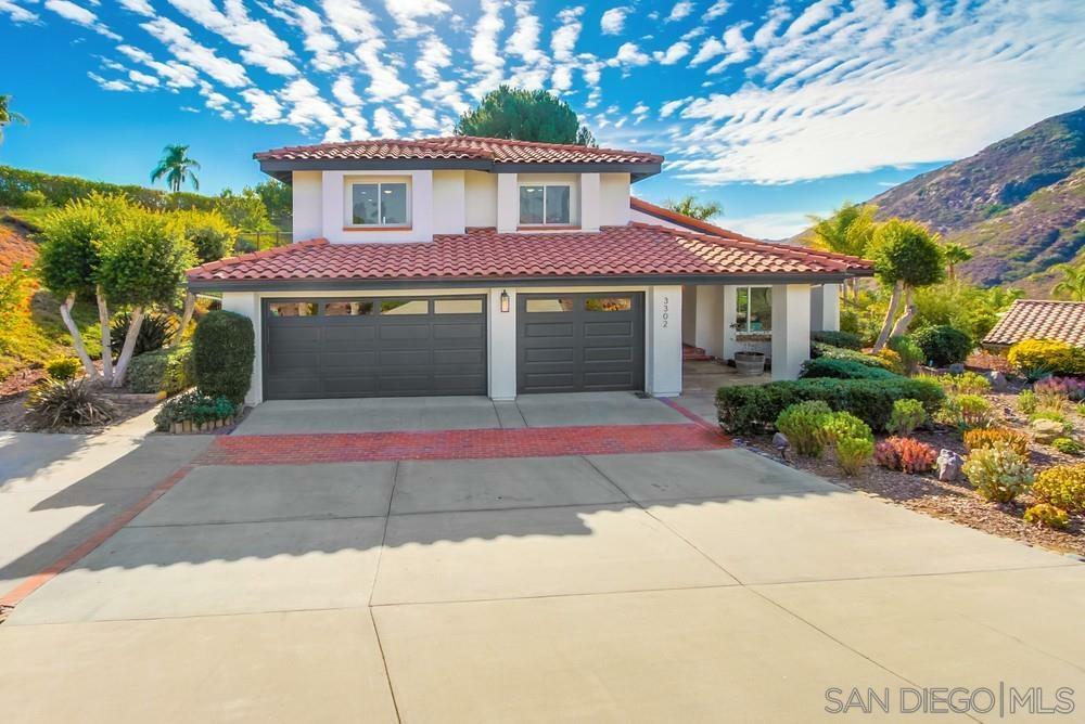 Property Photo: 3302 Vista Rocosa CA 92029
