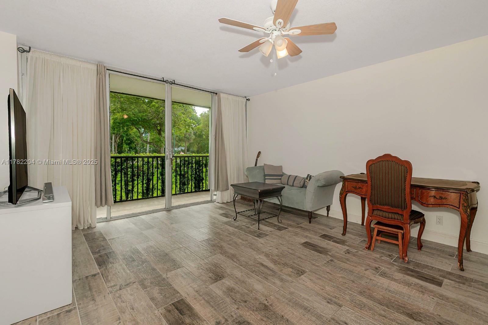 3401 N Country Club Dr 117  Aventura FL 33180 photo