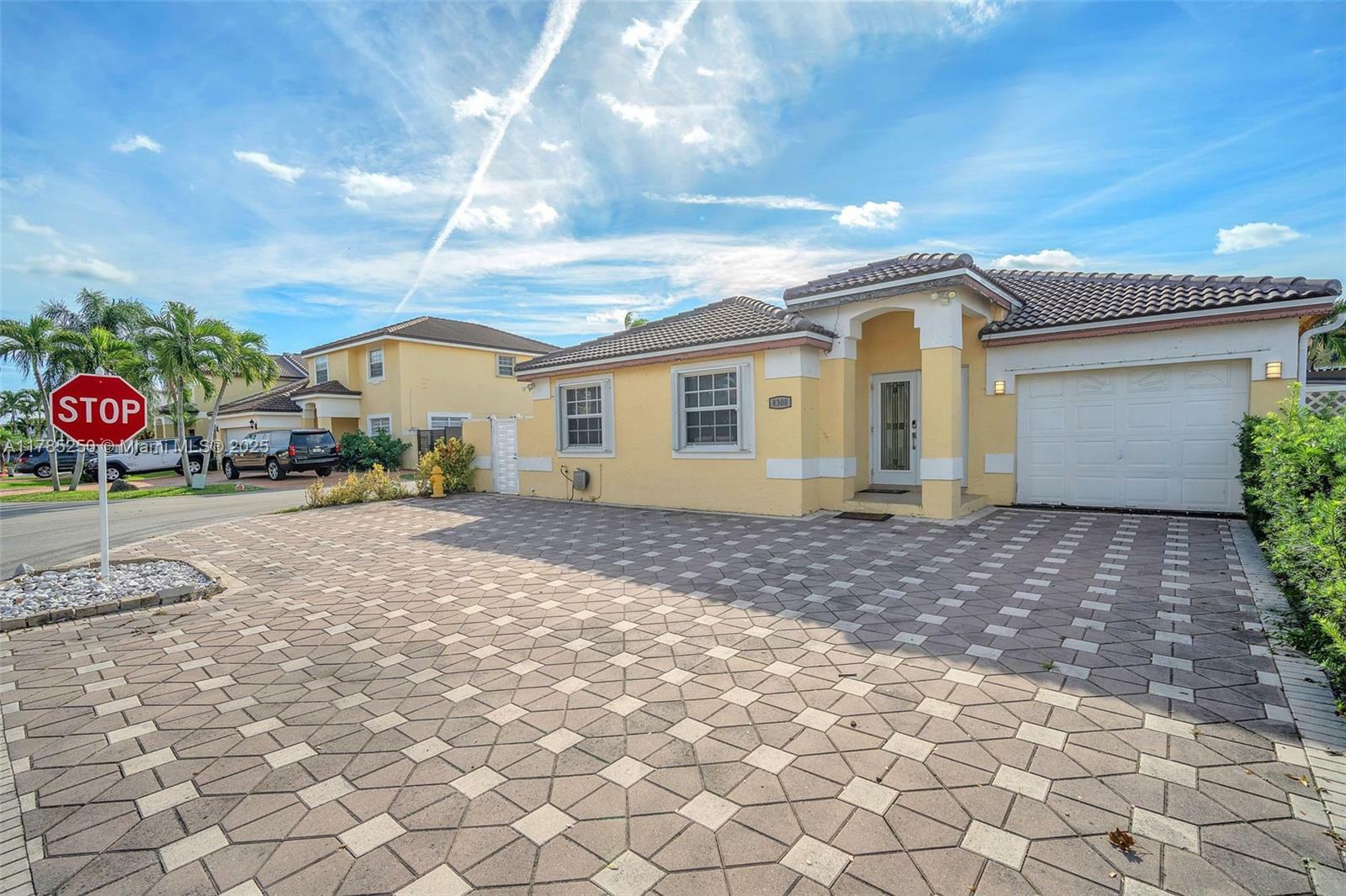 8300 NW 201st St  Hialeah FL 33015 photo