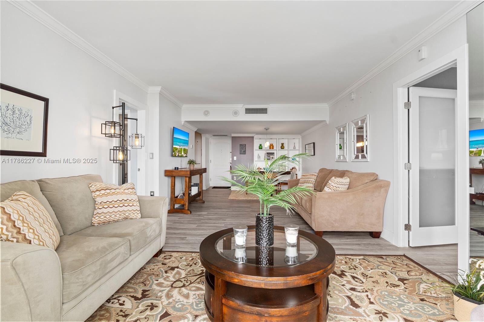 Property Photo:  3625 N Country Club Dr 902  FL 33180 
