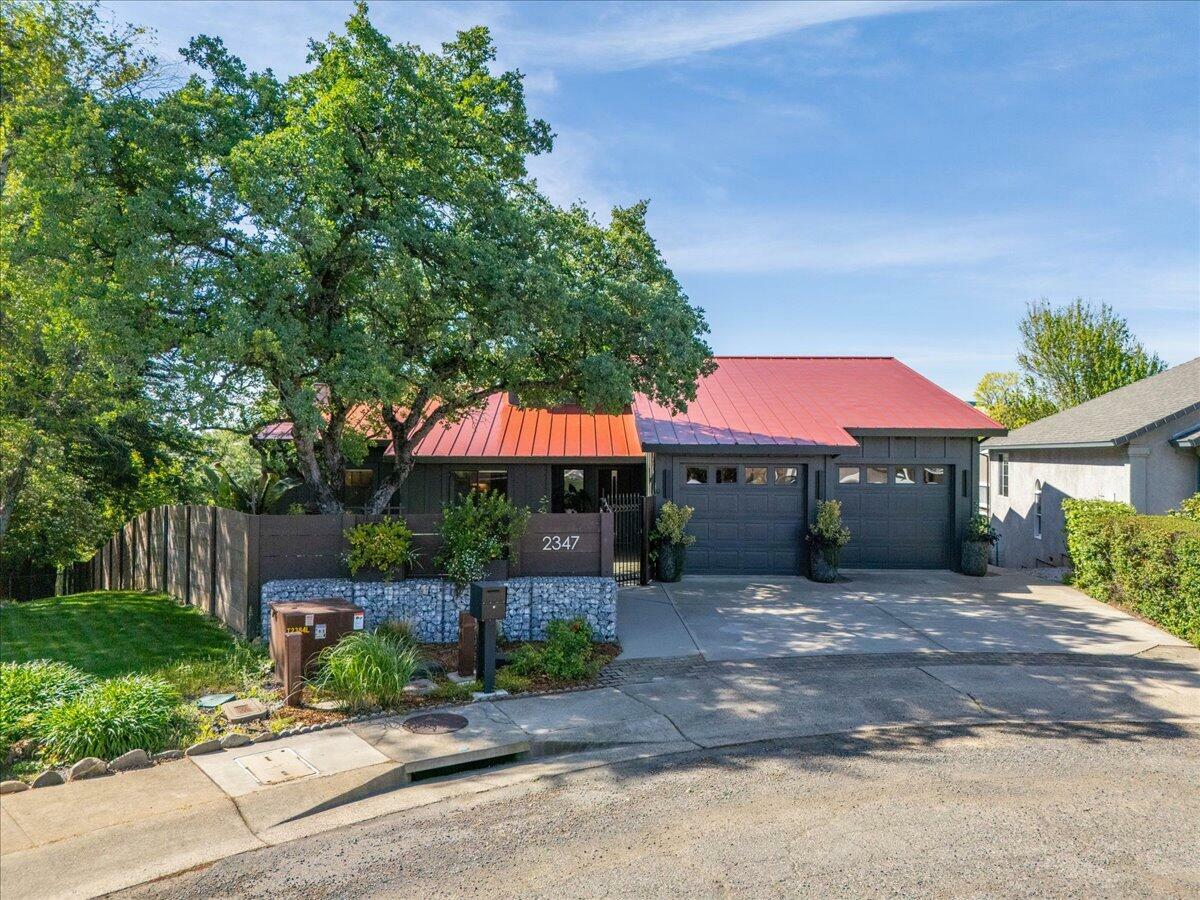 2347 Monterey Court  Redding CA 96001 photo