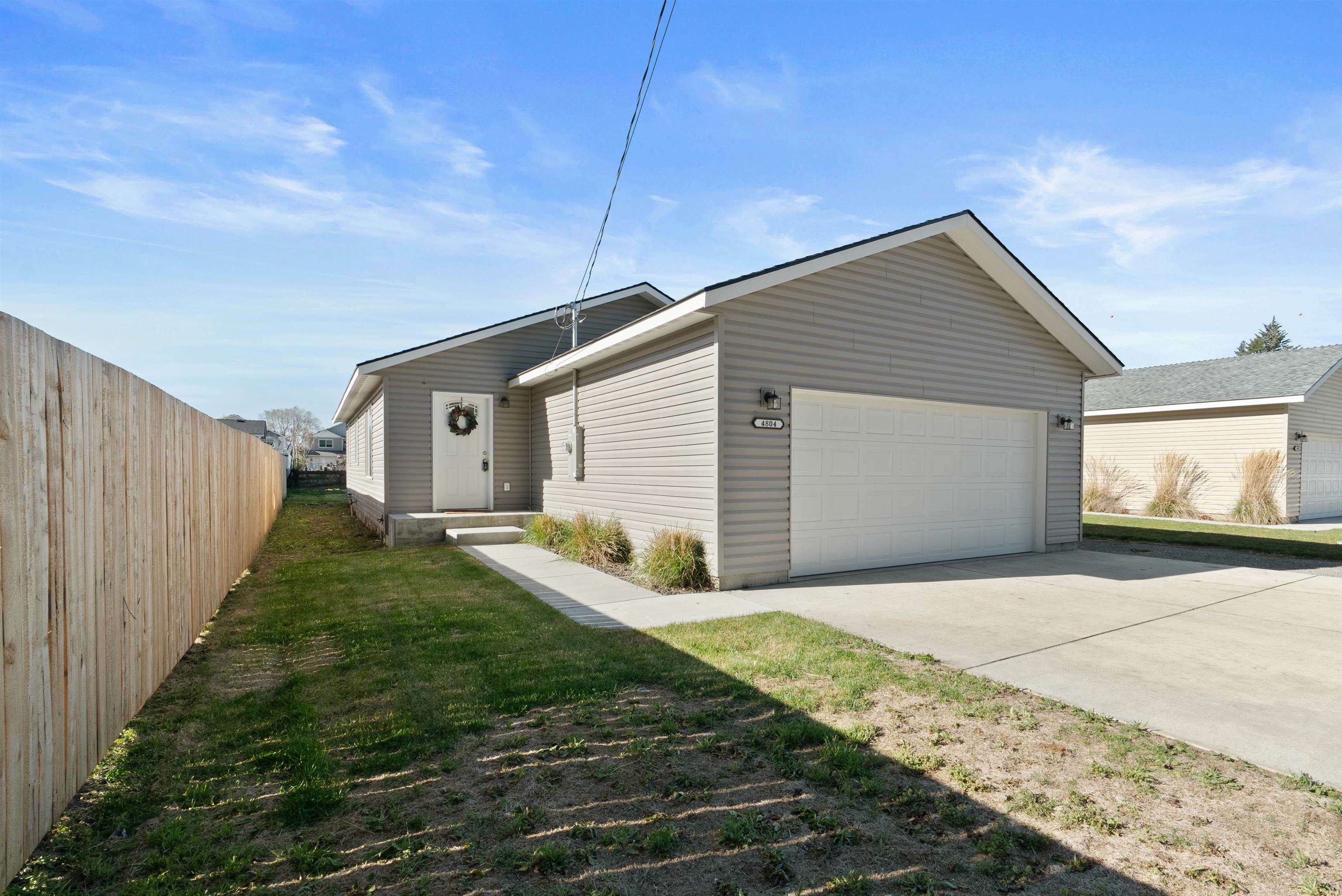 Property Photo: 4804 E Frederick Ave WA 99217