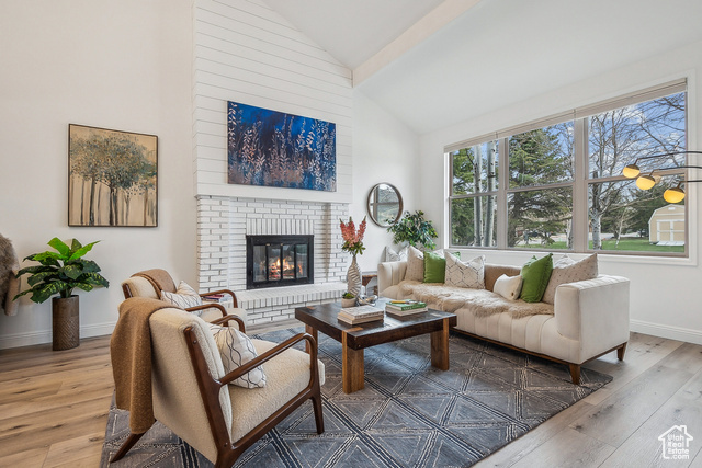 Property Photo: 5631 Kingsford Ave UT 84098