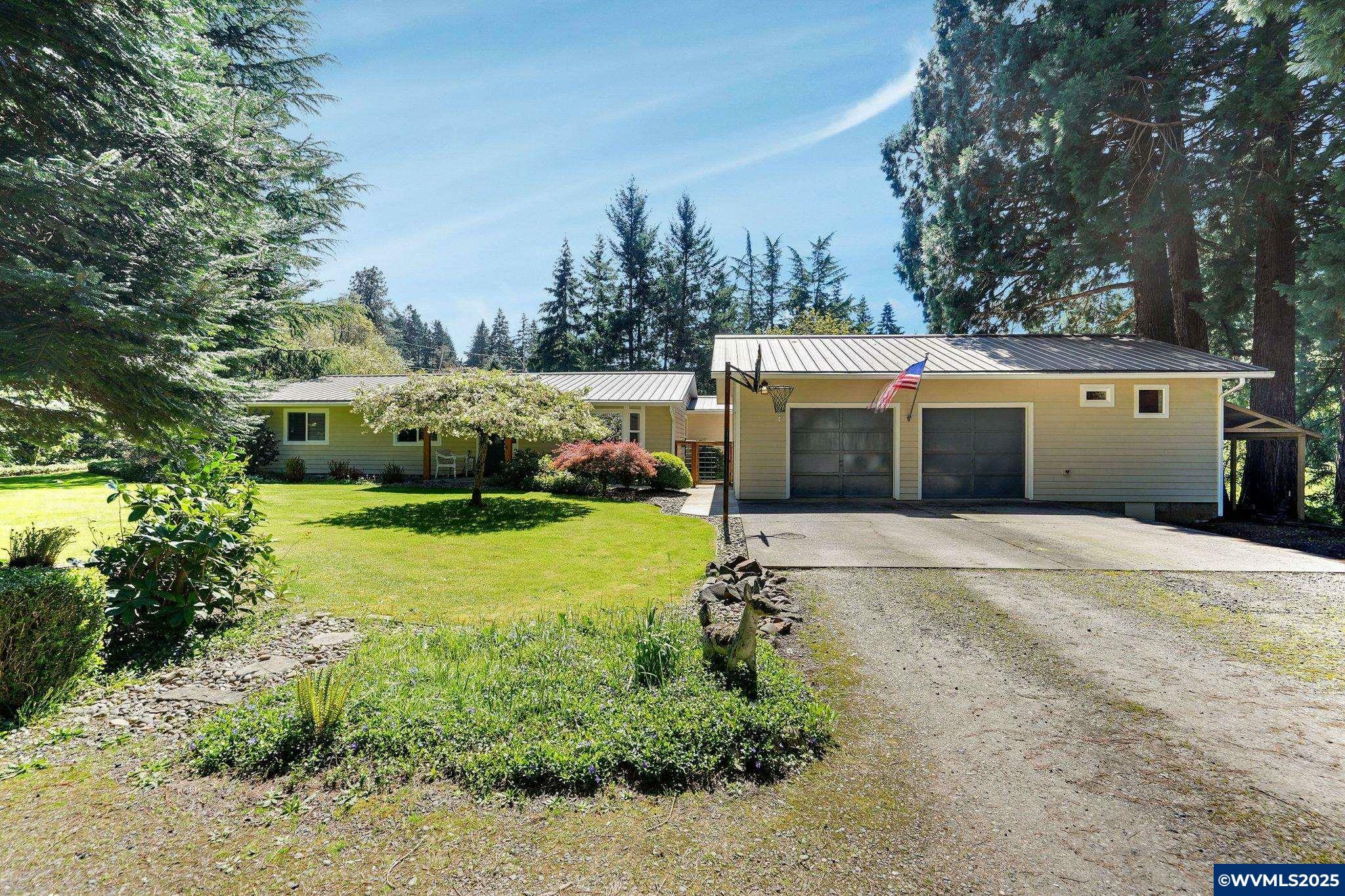 Property Photo: 6472 Macleay Rd SE OR 97317