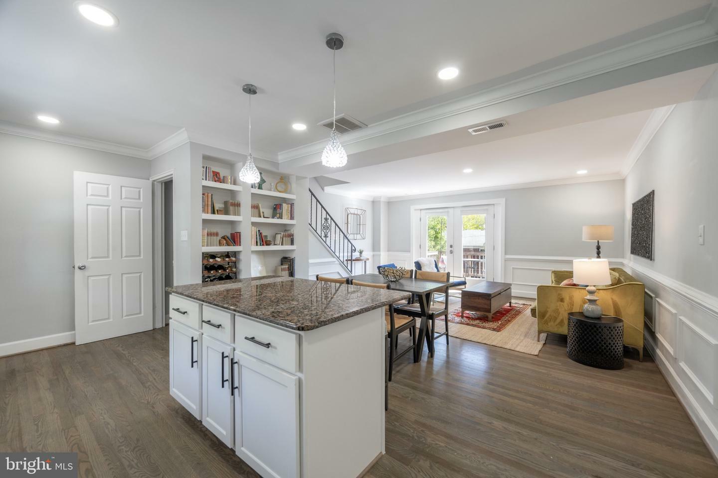 Property Photo: 30 Kennedy Street VA 22305