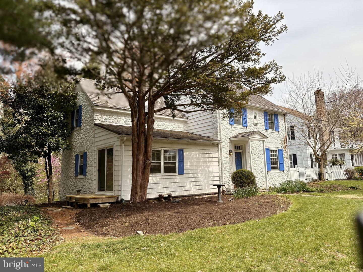 Property Photo: 123 Waverly Road PA 19095