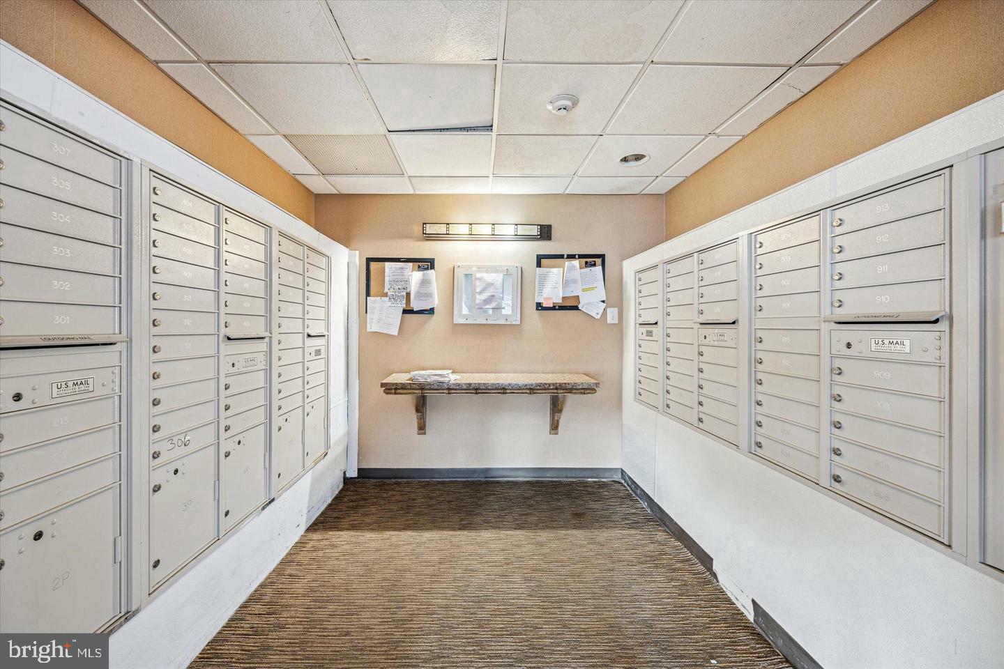 Property Photo: 7600 E Roosevelt Boulevard 610 PA 19152