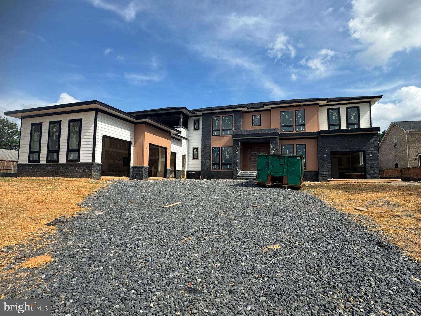 Property Photo:  2113 Chain Bridge Road  VA 22182 
