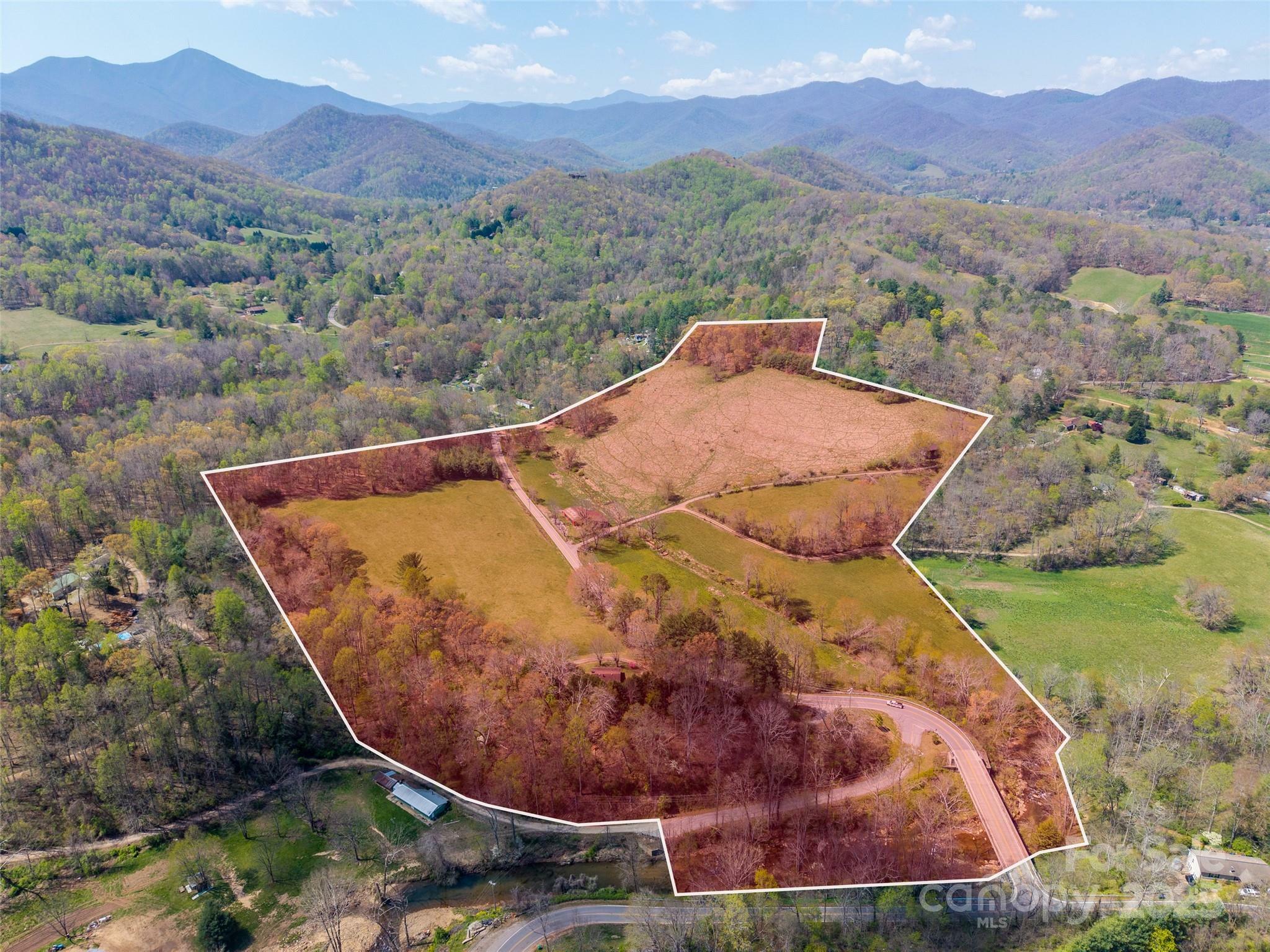 Property Photo: 435 Upper Glady Fork Road NC 28715