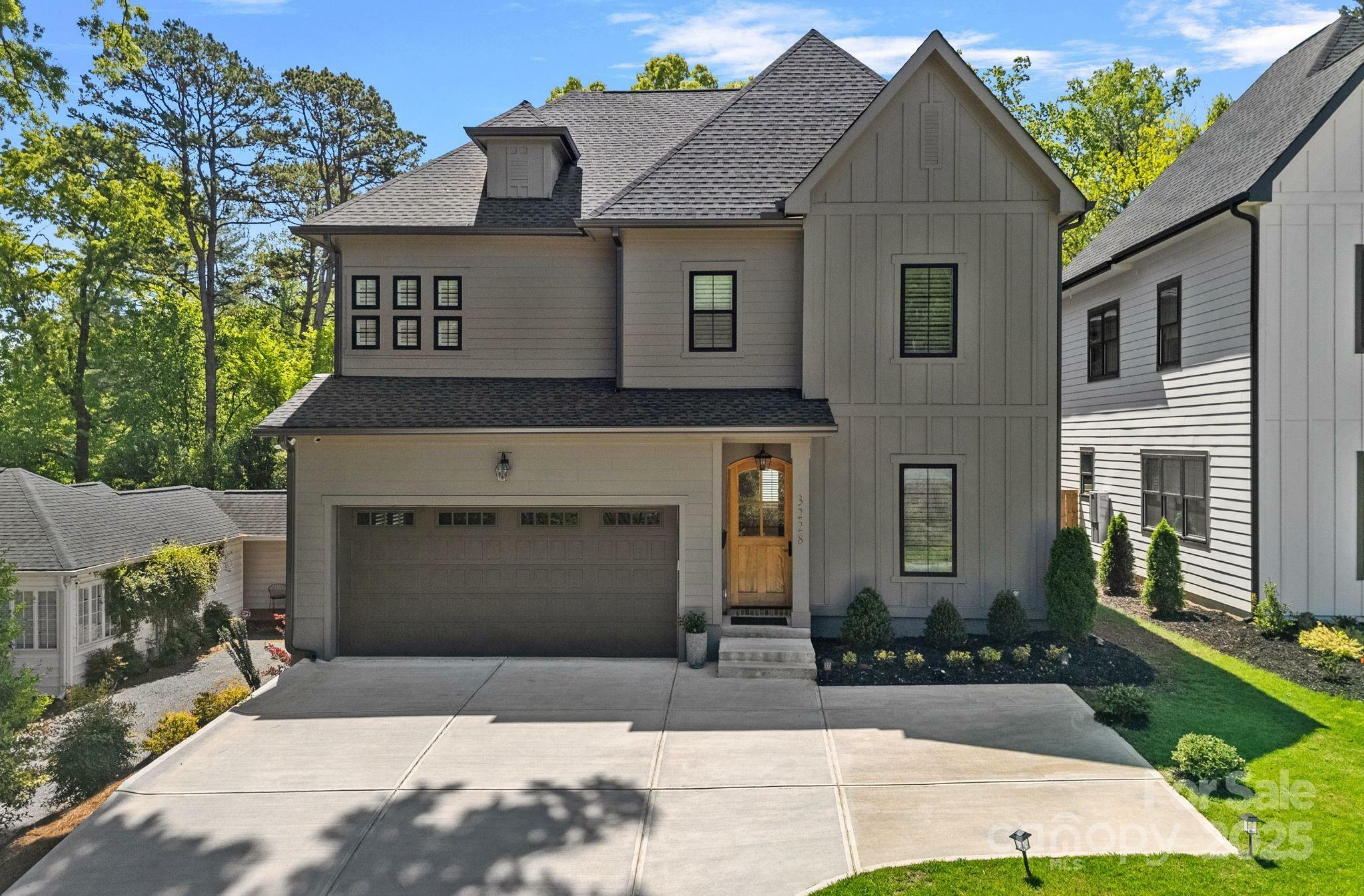Property Photo: 3228 E Ford Road NC 28205